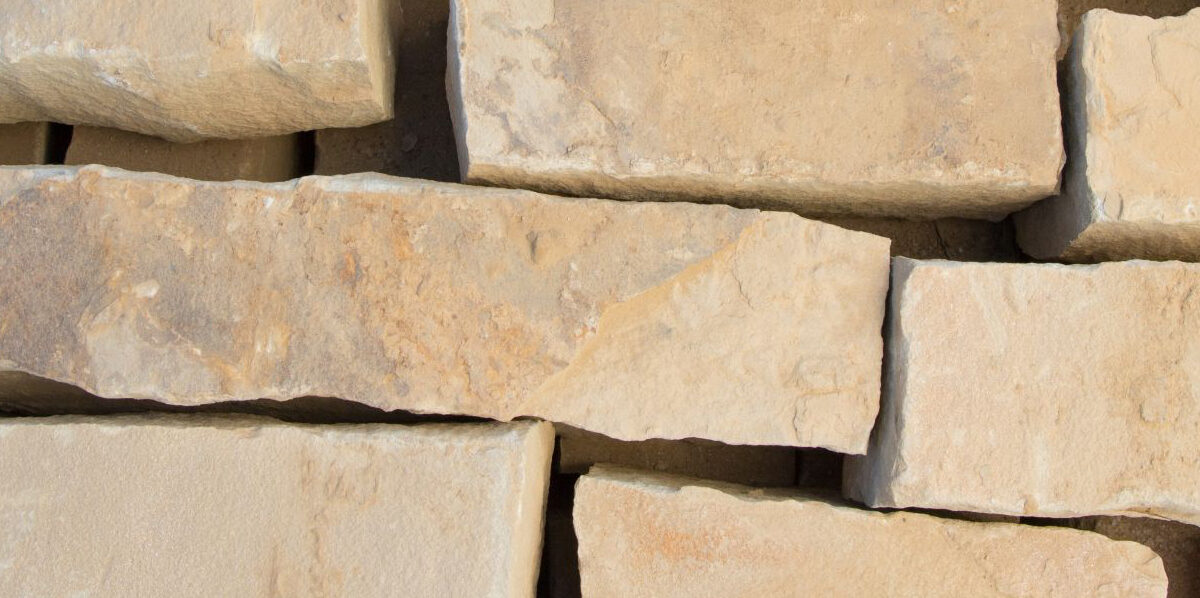 Chopped Stone and Natural Stone: Key Factors Influencing Durability in Landscaping
